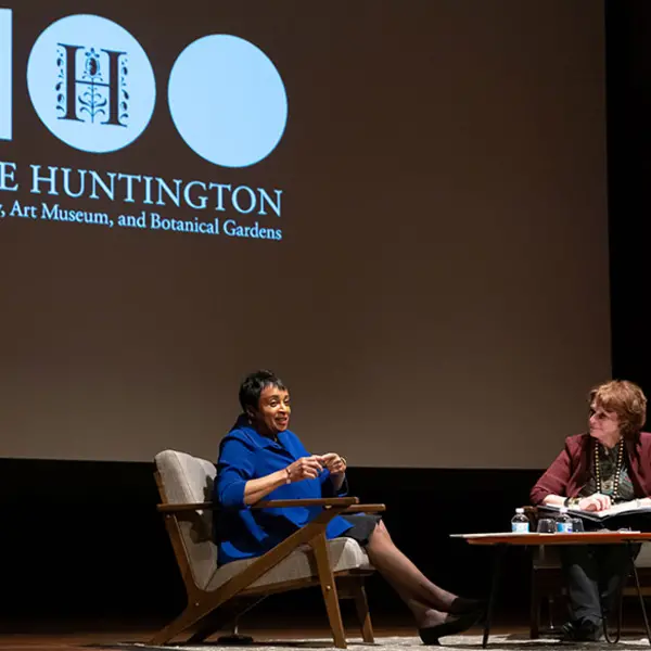 Carla Hayden speaking with Karen R. Lawrence on stage