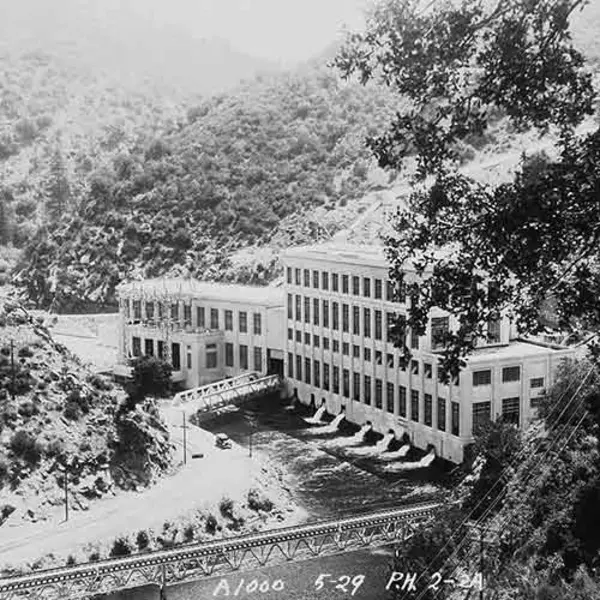 G. Haven Bishop, Looking at Big Creek Plants 2 and 2A, May 29, 1929. Southern California Edison Photographs and Negatives. Bishop wrote: “I believe this is the first picture we have taken since the completion of the steel incline trestle across Big Creek.” The Huntington Library, Art Museum, and Botanical Gardens.