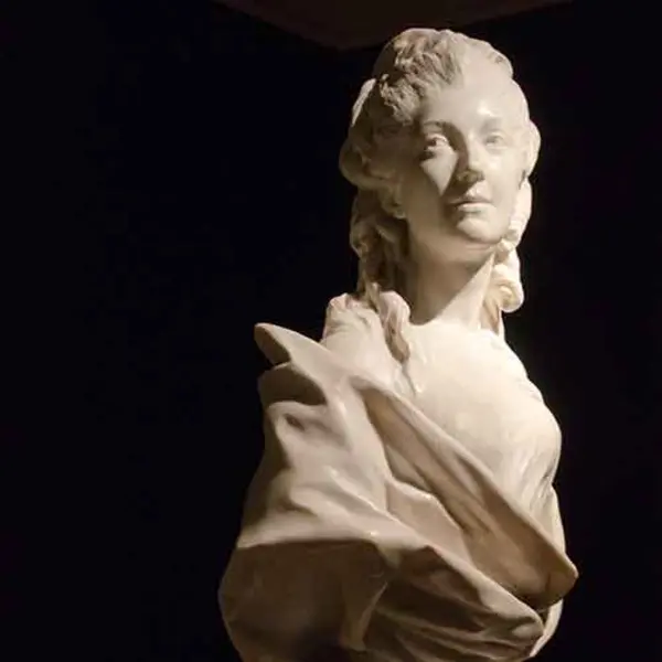 Marble bust of Madame Paul-Louis Girardot de Vermenoux