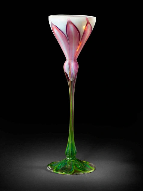 Tiffany Studios, Flowerform Vase, Favrile glass, 19 × 6 in. Collection of Stanley and Dolores Sirott, © David Schlegel, courtesy of Paul Doros. Image courtesy of The Huntington Library, Art Collections, and Botanical Gardens.