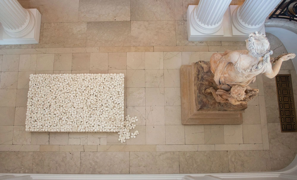 Overhead view of Mineo Mizuno’s Thousand Blossoms and a sculpture of Flora.